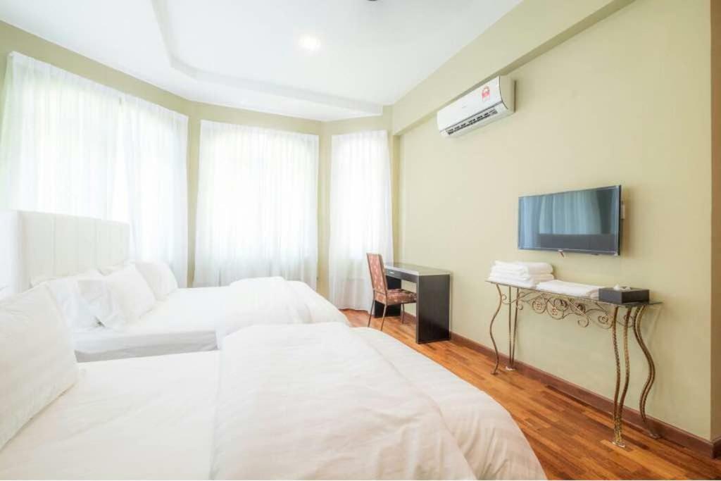 峇都丁宜6, Persiaran Tanjung Bunga 3别墅 外观 照片