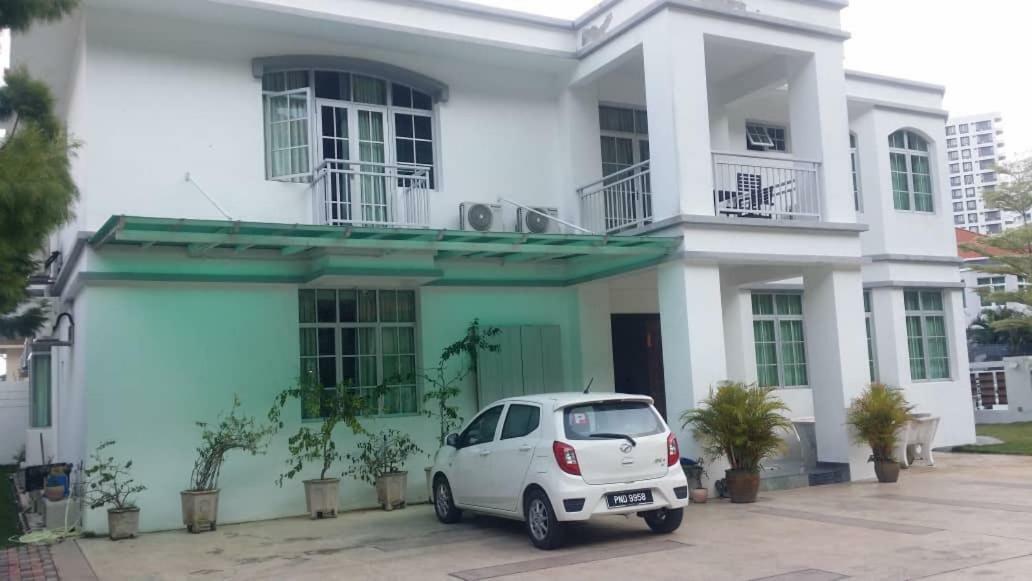 峇都丁宜6, Persiaran Tanjung Bunga 3别墅 外观 照片