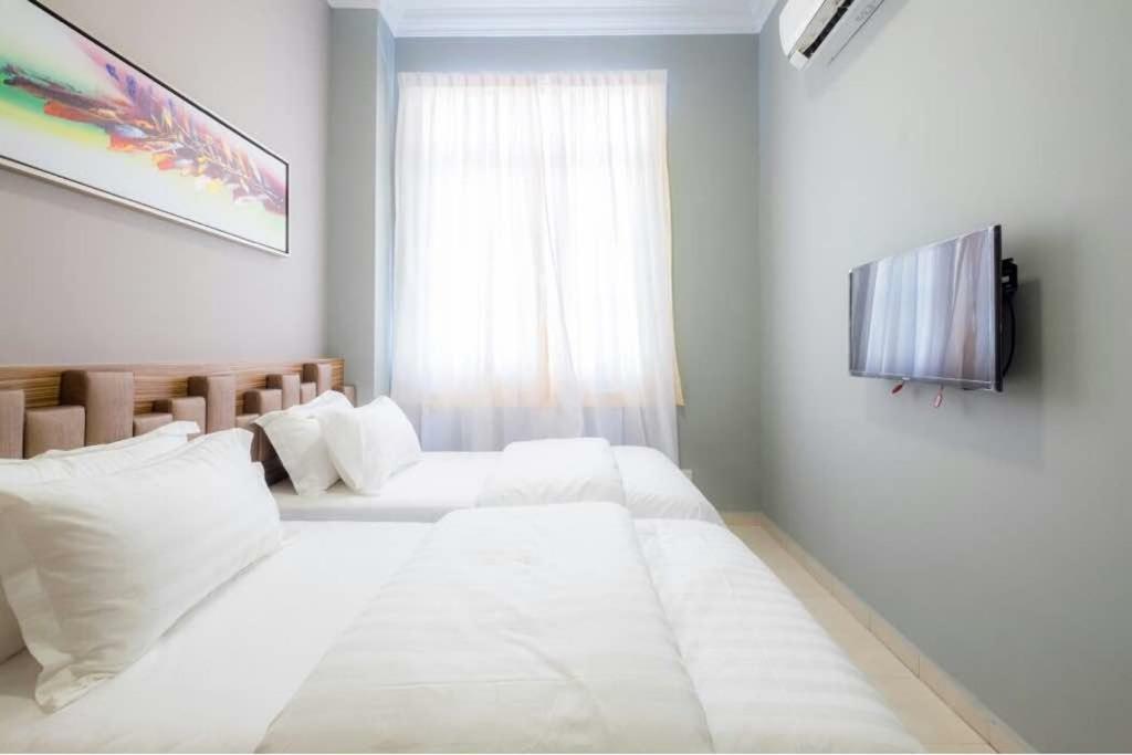 峇都丁宜6, Persiaran Tanjung Bunga 3别墅 外观 照片